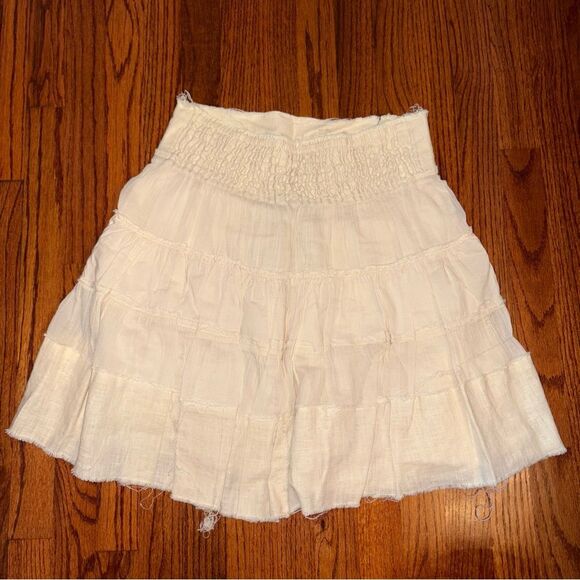 FREE PEOPLE Tiered Mini Skirt Ivory Boho Raw Hem Size Large - Picture 3 of 5
